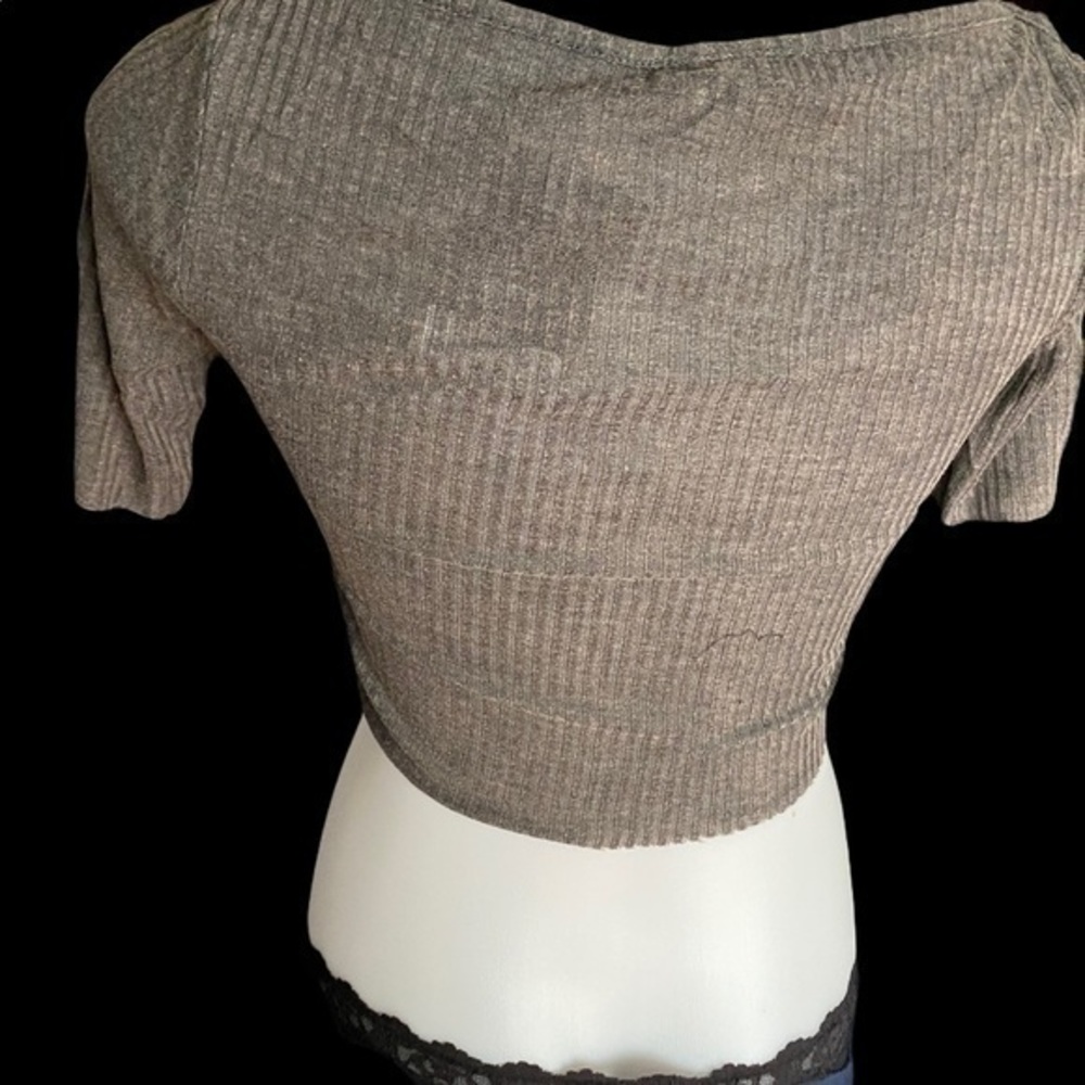 TOPSHOP RIBBED RIB CROP TOP TEE NWT SIZES 2 4 6 8 AVAILABLE BRAND NEW - Picture 5 of 12